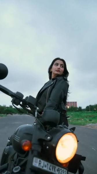 files/biker_girl_for_review.jpg